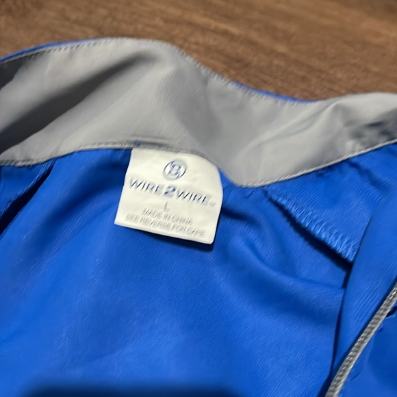 Wire2wire lightweight zip up jacket - Picture 3 of 3